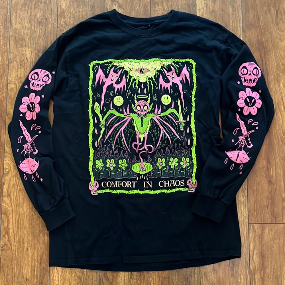 Hot topic shirt